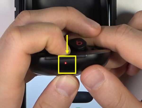how to reset beats fit pro LED flash